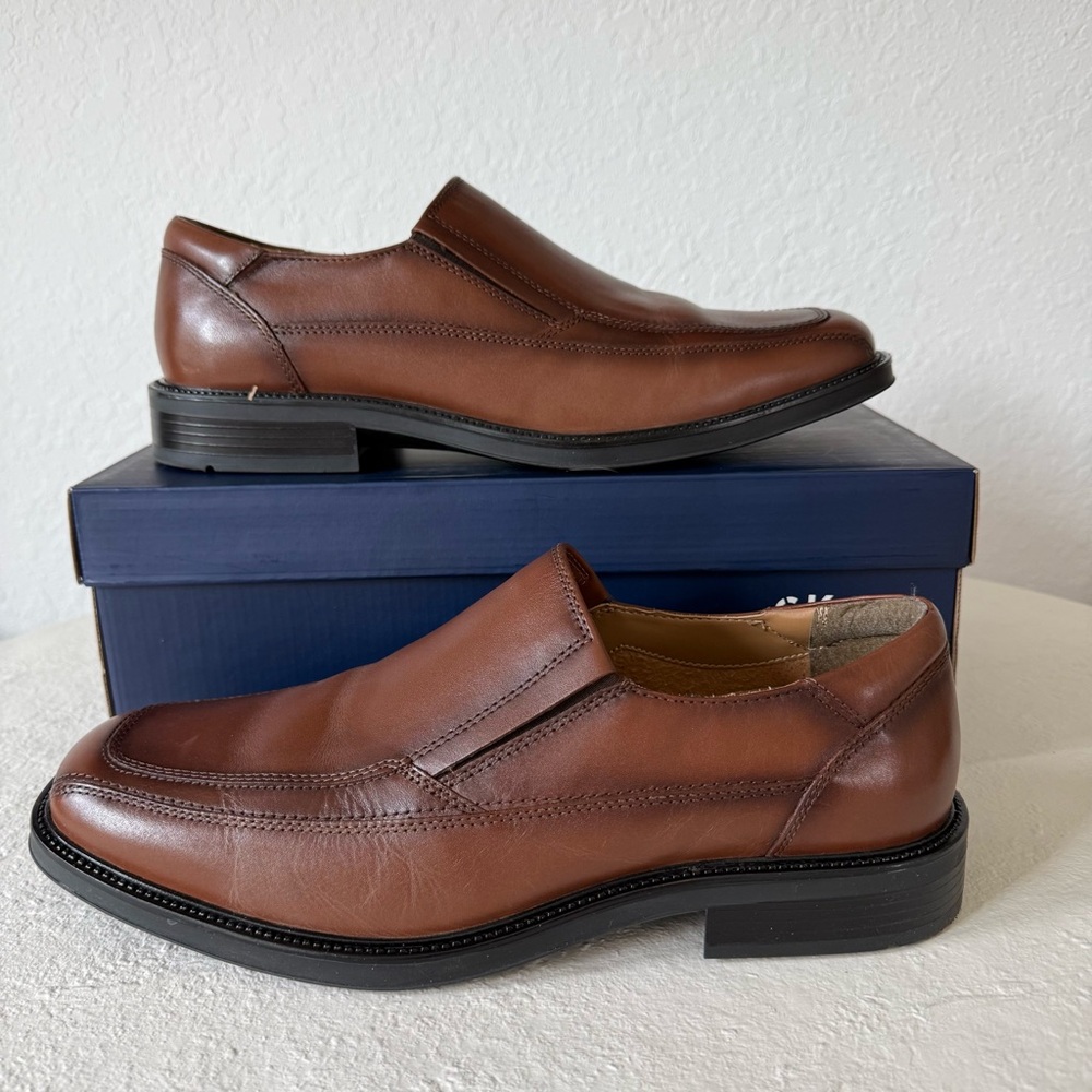 Dockers Proposal Men's Dress Shoes 12M Brown Leather Slip On NEW‎ IN BOX 90-3183